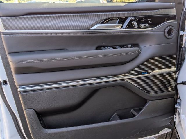 2026 Jeep Grand Wagoneer Summit 2026 Jeep Grand Wagoneer Summit