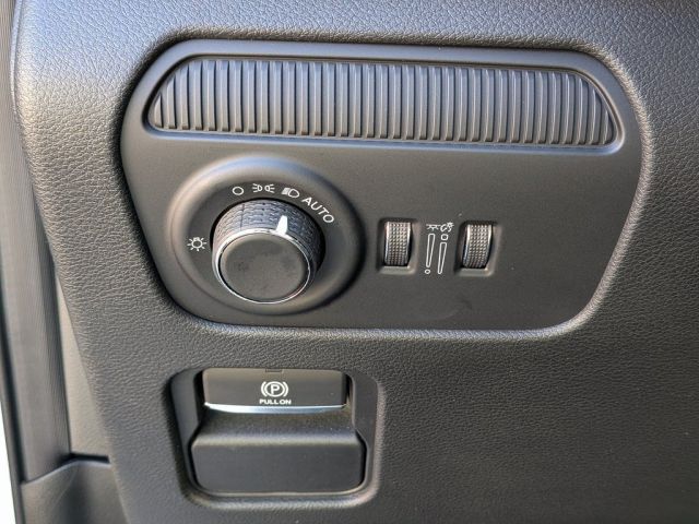 2026 Jeep Grand Wagoneer Summit 2026 Jeep Grand Wagoneer Summit