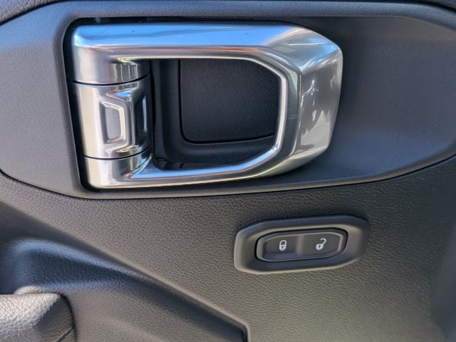 2026 Jeep Wrangler Sahara 2026 Jeep Wrangler Sahara