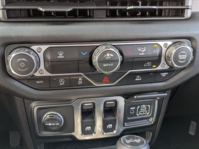 2026 Jeep Wrangler Sport 2026 Jeep Wrangler Sport