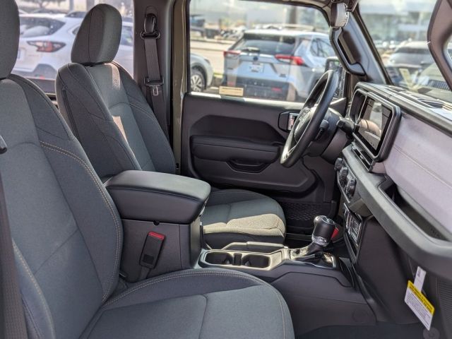 2026 Jeep Wrangler Sport 2026 Jeep Wrangler Sport