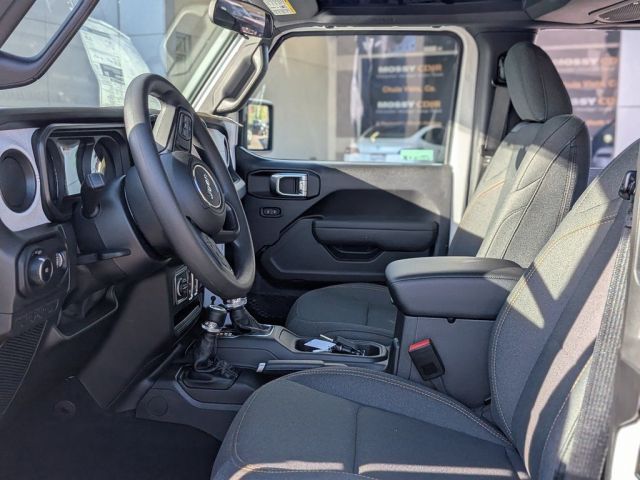 2026 Jeep Wrangler Sport 2026 Jeep Wrangler Sport