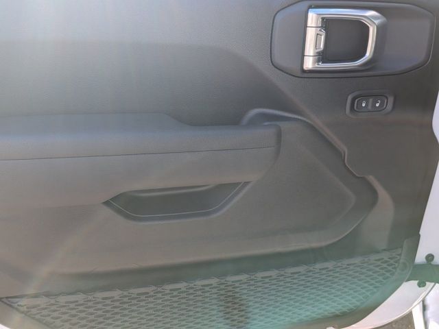 2026 Jeep Wrangler Sport 2026 Jeep Wrangler Sport