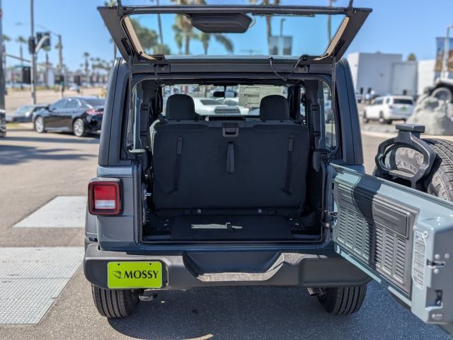 2026 Jeep Wrangler Sahara 2026 Jeep Wrangler Sahara