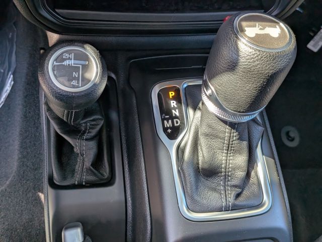 2026 Jeep Wrangler Sahara 2026 Jeep Wrangler Sahara