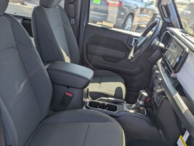 2026 Jeep Wrangler Sahara 2026 Jeep Wrangler Sahara