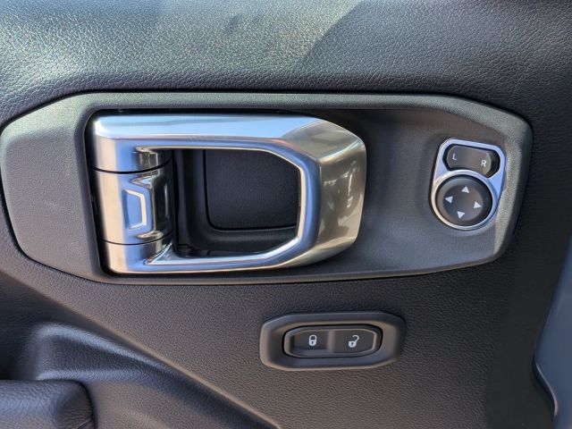 2026 Jeep Wrangler Sahara 2026 Jeep Wrangler Sahara