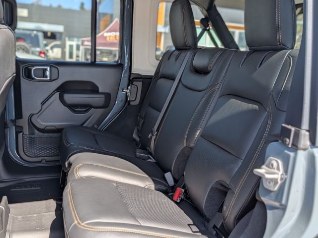 2026 Jeep Wrangler Sahara 2026 Jeep Wrangler Sahara