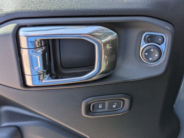 2026 Jeep Wrangler Sahara 2026 Jeep Wrangler Sahara