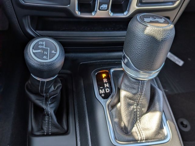 2026 Jeep Wrangler Sahara 2026 Jeep Wrangler Sahara