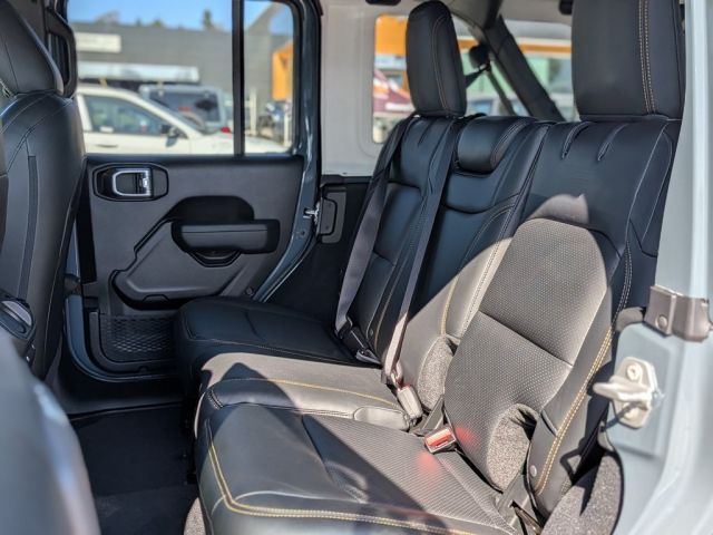 2026 Jeep Wrangler Sahara 2026 Jeep Wrangler Sahara