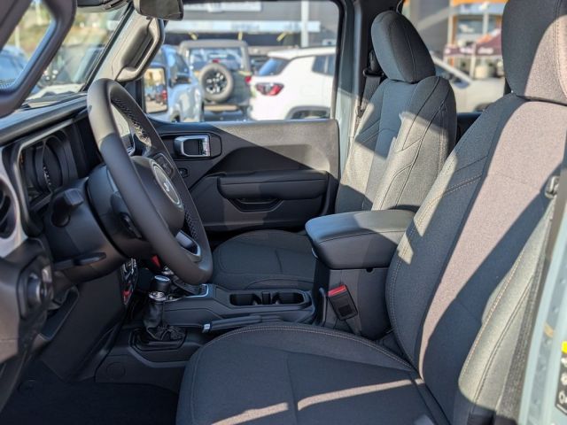 2026 Jeep Wrangler Sahara 2026 Jeep Wrangler Sahara