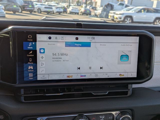 2026 Jeep Wrangler Sahara 2026 Jeep Wrangler Sahara