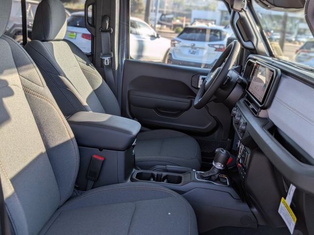 2026 Jeep Wrangler Sahara 2026 Jeep Wrangler Sahara