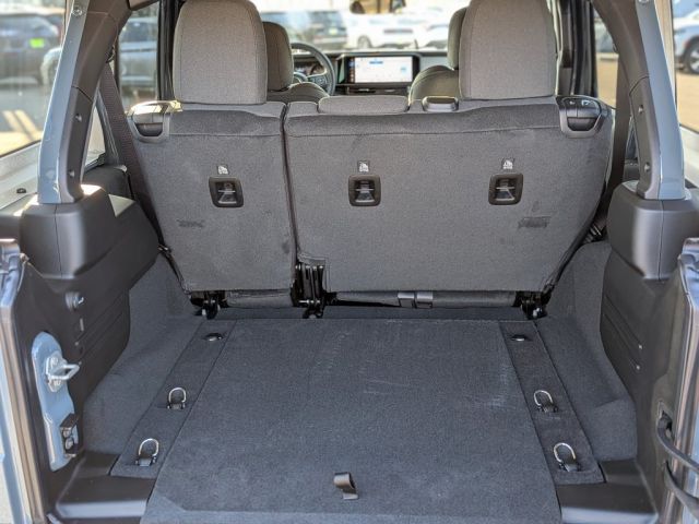 2026 Jeep Wrangler Sahara 2026 Jeep Wrangler Sahara