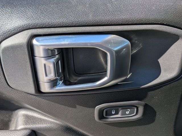 2026 Jeep Wrangler Sahara 2026 Jeep Wrangler Sahara