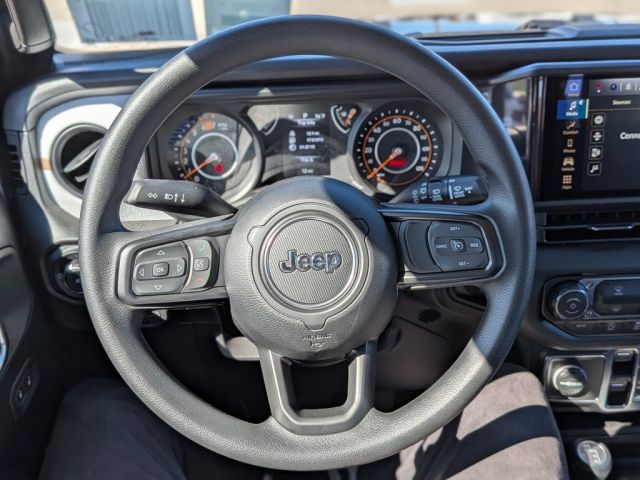 2026 Jeep Wrangler Sahara 2026 Jeep Wrangler Sahara