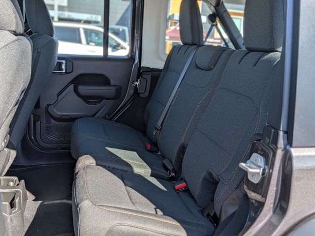 2026 Jeep Wrangler Sahara 2026 Jeep Wrangler Sahara