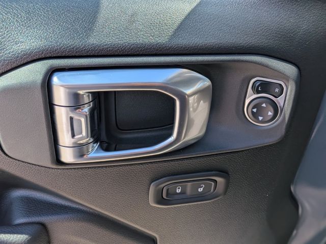 2026 Jeep Wrangler Sahara 2026 Jeep Wrangler Sahara