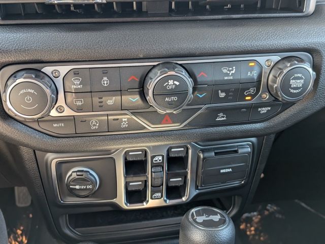 2026 Jeep Wrangler Sahara 2026 Jeep Wrangler Sahara