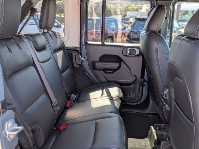 2026 Jeep Wrangler Sahara 2026 Jeep Wrangler Sahara