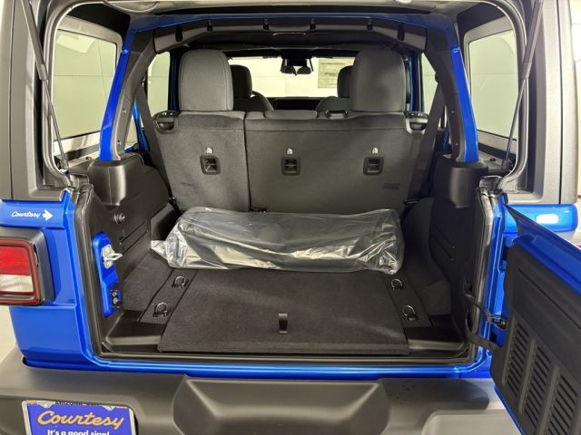 2026 Jeep Wrangler Sport S 2026 Jeep Wrangler Sport S