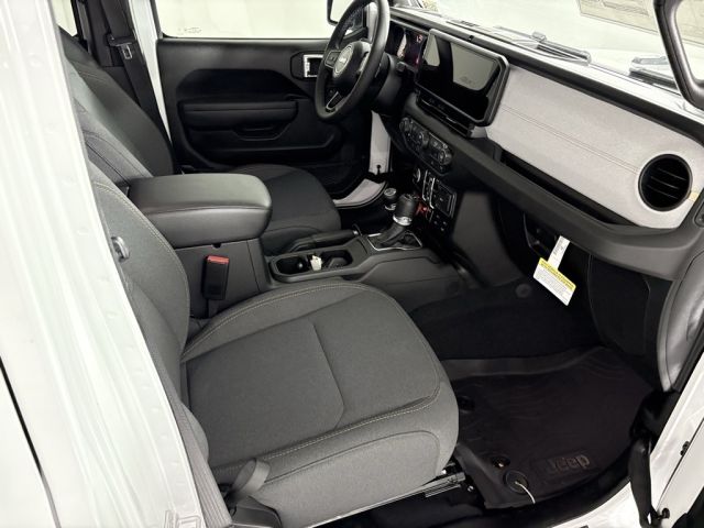 2026 Jeep Wrangler Sport 2026 Jeep Wrangler Sport