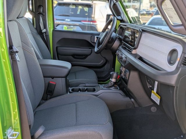 2026 Jeep Wrangler Sahara 2026 Jeep Wrangler Sahara