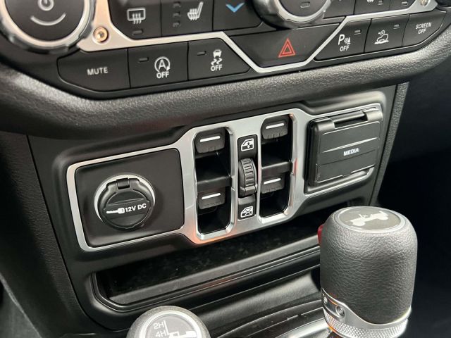 2026 Jeep Wrangler Sport 2026 Jeep Wrangler Sport