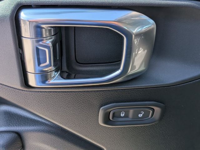 2026 Jeep Wrangler Sahara 2026 Jeep Wrangler Sahara