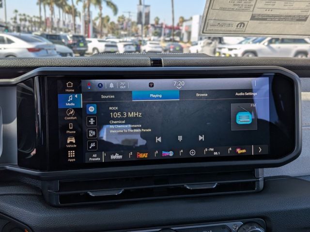 2026 Jeep Wrangler Sahara 2026 Jeep Wrangler Sahara