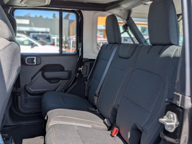 2026 Jeep Wrangler Sahara 2026 Jeep Wrangler Sahara