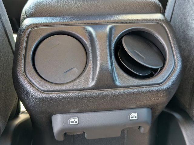 2026 Jeep Wrangler Sahara 2026 Jeep Wrangler Sahara