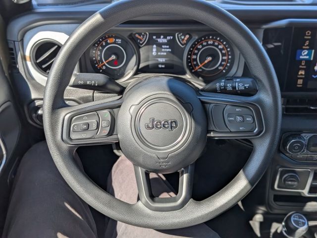 2026 Jeep Wrangler Sahara 2026 Jeep Wrangler Sahara