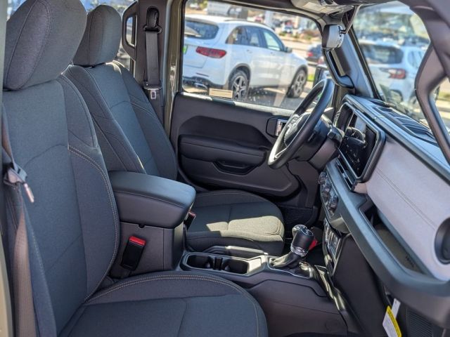 2026 Jeep Wrangler Sahara 2026 Jeep Wrangler Sahara