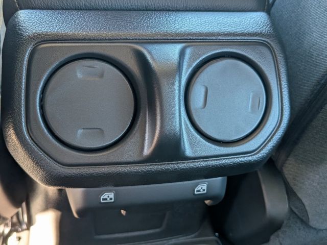 2026 Jeep Wrangler Sahara 2026 Jeep Wrangler Sahara