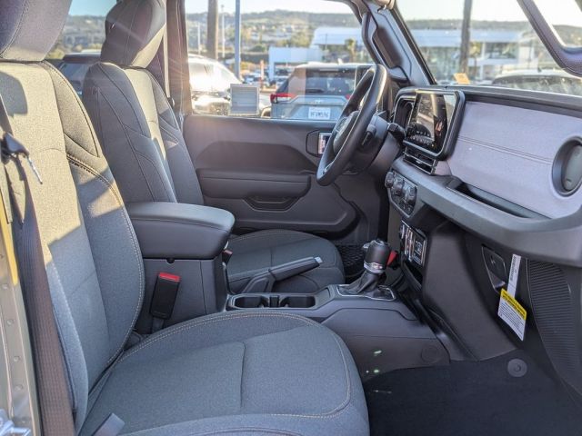 2026 Jeep Wrangler Sport 2026 Jeep Wrangler Sport