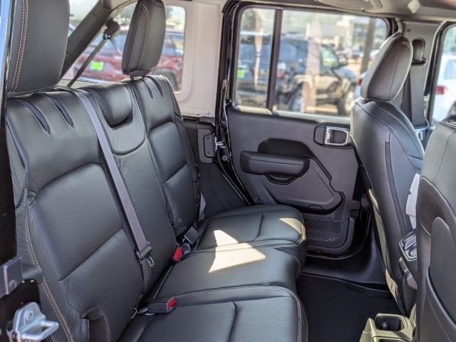 2026 Jeep Wrangler Sahara 2026 Jeep Wrangler Sahara