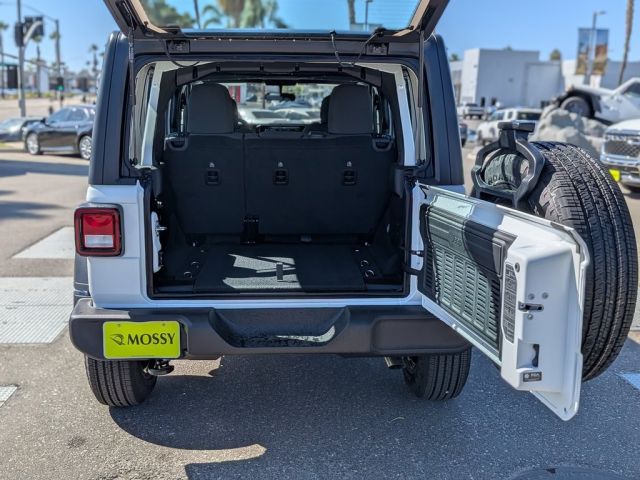 2026 Jeep Wrangler Sahara 2026 Jeep Wrangler Sahara