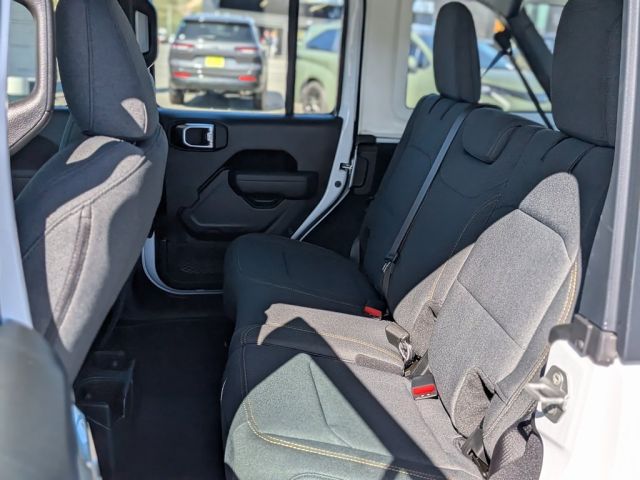 2026 Jeep Wrangler Sahara 2026 Jeep Wrangler Sahara