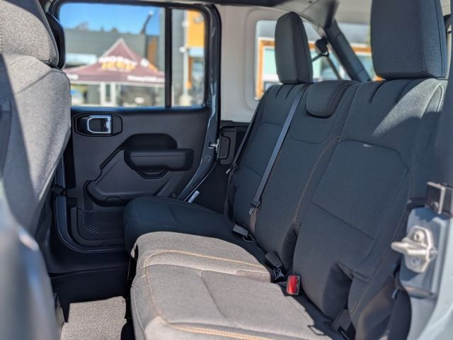 2026 Jeep Wrangler Sahara 2026 Jeep Wrangler Sahara