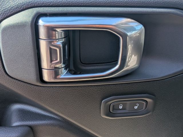 2026 Jeep Wrangler Sport 2026 Jeep Wrangler Sport