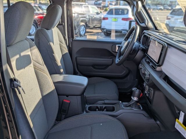 2026 Jeep Wrangler Sahara 2026 Jeep Wrangler Sahara