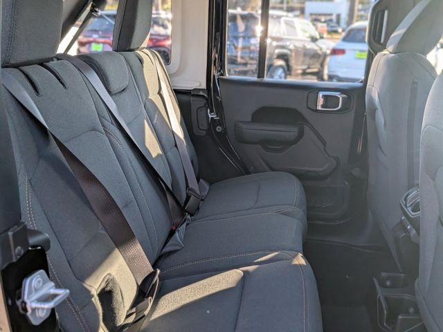 2026 Jeep Wrangler Sahara 2026 Jeep Wrangler Sahara