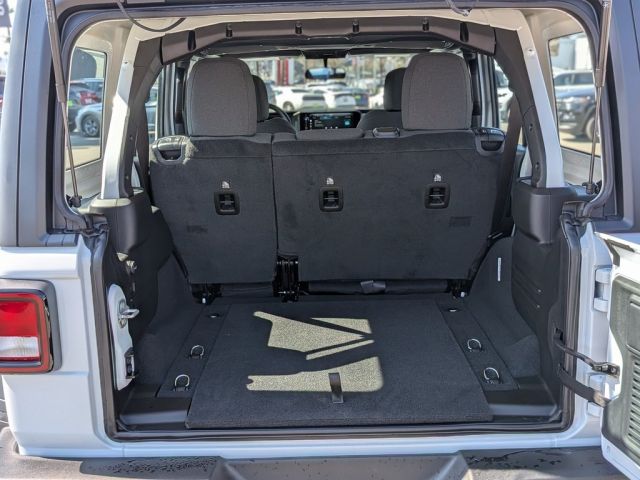 2026 Jeep Wrangler Sahara 2026 Jeep Wrangler Sahara