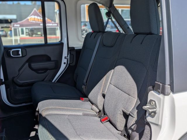 2026 Jeep Wrangler Sahara 2026 Jeep Wrangler Sahara