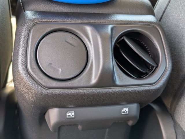 2026 Jeep Wrangler Sahara 2026 Jeep Wrangler Sahara