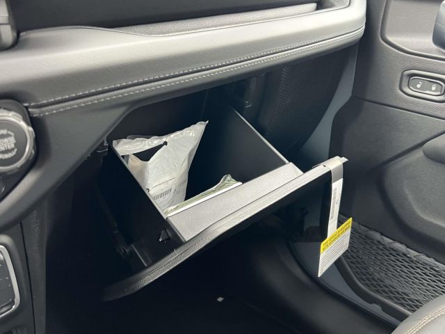 2026 Jeep Wrangler Sahara 2026 Jeep Wrangler Sahara