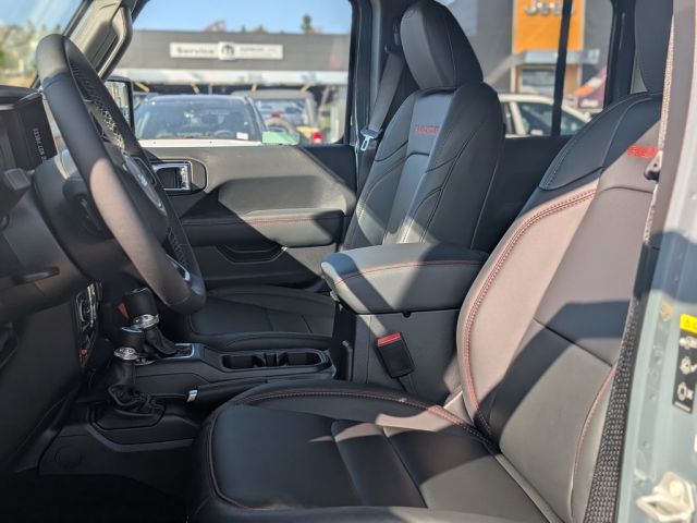 2026 Jeep Wrangler Sahara 2026 Jeep Wrangler Sahara