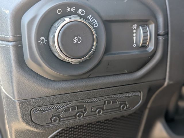 2026 Jeep Wrangler Sahara 2026 Jeep Wrangler Sahara